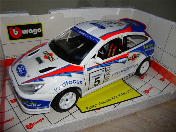 Burago 1/18 Scale Diecast 3402 - Ford Focus RS WRC 2002 Martini #5