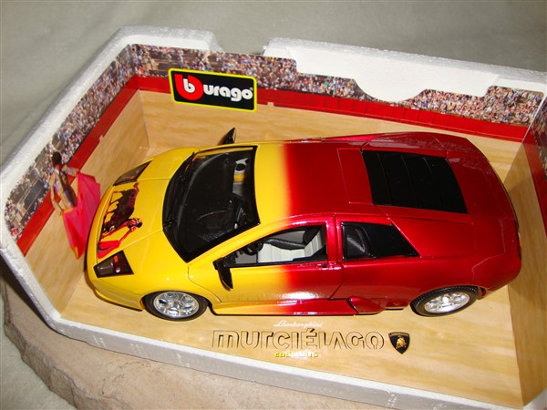 Bburago18 - Lamborghini