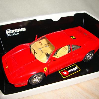 Bburago 1:18 Ferrari GTO rood