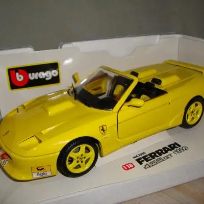 Bburago 1:18 Ferrari 456 GT geel