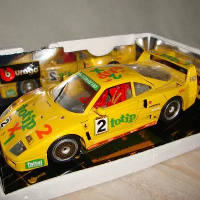 Bburago 1:18 Ferrari F40 Totip No2