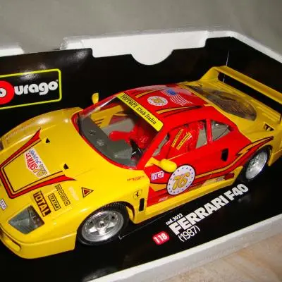Bburago 1:18 Ferrari F40 No.76 