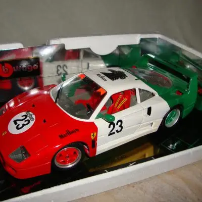 Bburago 1:18 Ferrari F40 No.26