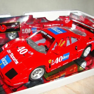 Bburago 1:18 Ferrari F40 0123