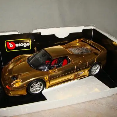 Bburago 1:18 Ferrari F50 Goud 