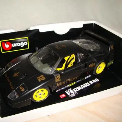 Bburago 1:18 Ferrari F40 No.12 