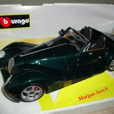 Bburago 1:18 Morgan Aero 8 