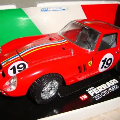 Bburago 1:18 Ferrari 250 GTO 19