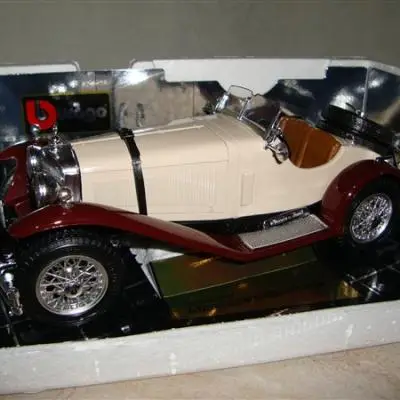 Bburago 1:18 Mercedes Benz Skk 1928