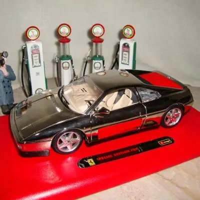 Bburago 1:18 Ferrari 348 TB chroom