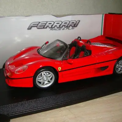 Bburago 1:18 F50
